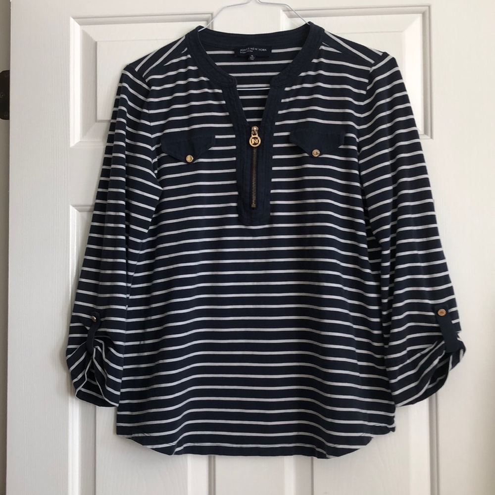 Jones New York Signature shirt